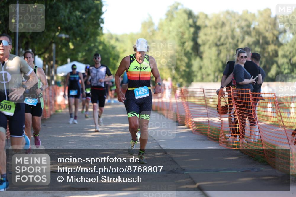 07.09.2025 - 19. Norderstedt Triathlon Michael Strokosch http://msf.ph/oto/8768807 07.09.2025 16:21:25 Laufen 387, 509, 1103, 1435, 1581, 1618 meine-sportfotos.de