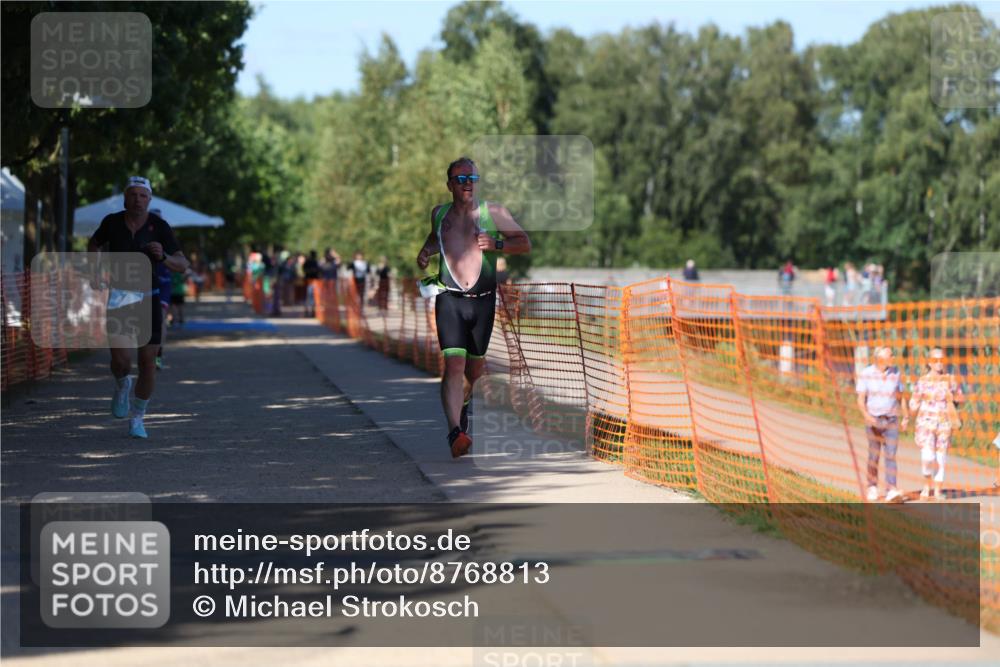 07.09.2025 - 19. Norderstedt Triathlon Michael Strokosch http://msf.ph/oto/8768813 07.09.2025 15:25:29 Laufen 411, 1005 meine-sportfotos.de