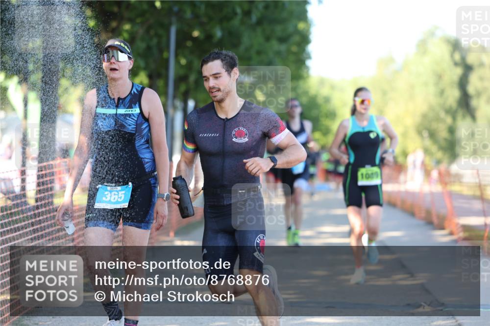 07.09.2025 - 19. Norderstedt Triathlon Michael Strokosch http://msf.ph/oto/8768876 07.09.2025 16:21:40 Laufen 365, 490, 504, 522, 541, 1089, 1411 meine-sportfotos.de