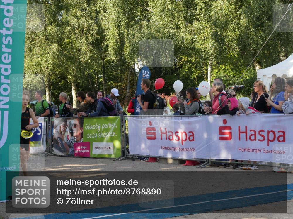 07.09.2025 - 19. Norderstedt Triathlon Zöllner http://msf.ph/oto/8768890 07.09.2025 09:48:29 Ziel 576, 598, 607, 623 meine-sportfotos.de