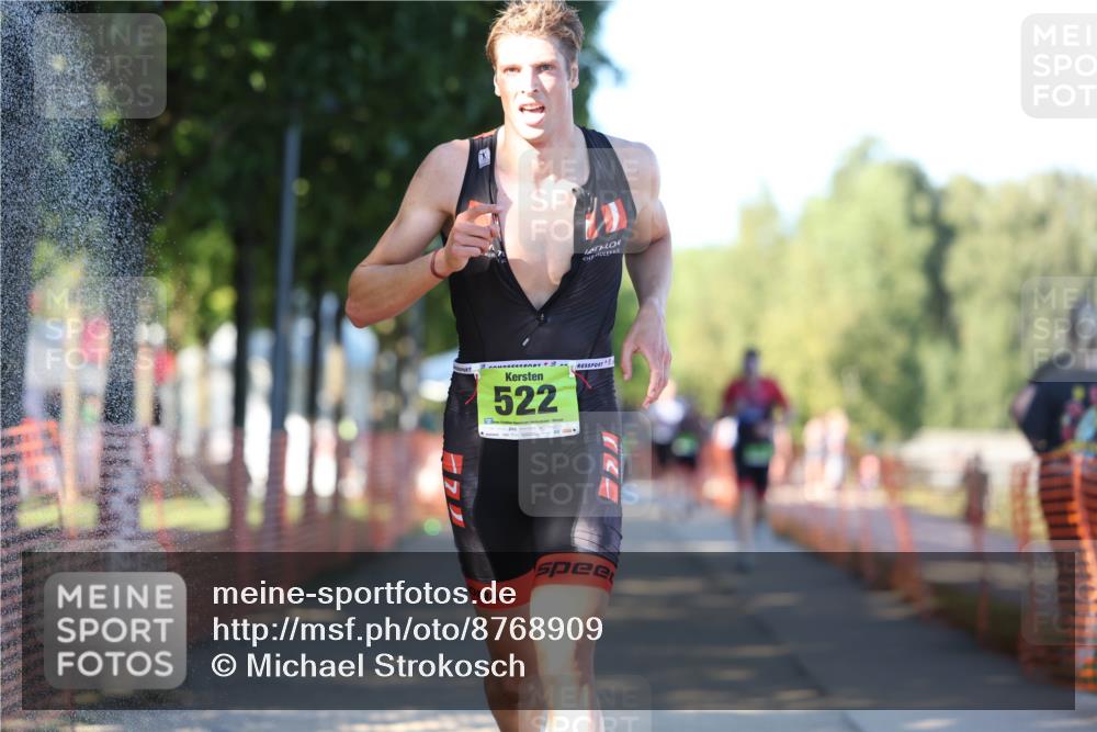 07.09.2025 - 19. Norderstedt Triathlon Michael Strokosch http://msf.ph/oto/8768909 07.09.2025 16:21:46 Laufen 503, 522, 541, 1093, 1411, 1609 meine-sportfotos.de