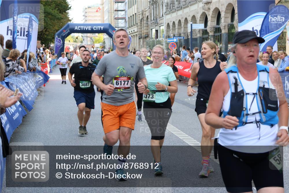 07.09.2025 - BARMER Alsterlauf Strokosch-Dieckow http://msf.ph/oto/8768912 07.09.2025 10:10:47 Ziel 2057, 2754, 2860, 3094, 3164, 3350, 3791, 4127, 4418, 4515, 5201, 5544, 5673, 5674, 5808, 6191, 8330, 8331, 8340, 8356, 8404 meine-sportfotos.de