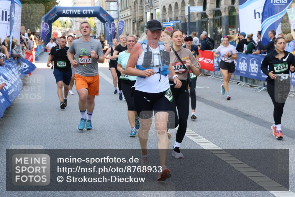 07.09.2025 - BARMER Alsterlauf Strokosch-Dieckow http://msf.ph/oto/8768933 07.09.2025 10:10:45 Ziel 2057, 2754, 2860, 3094, 3164, 3350, 3791, 4127, 4381, 4418, 4515, 5197, 5201, 5544, 5673, 5674, 5808, 6191, 8330, 8331, 8340, 8404 meine-sportfotos.de