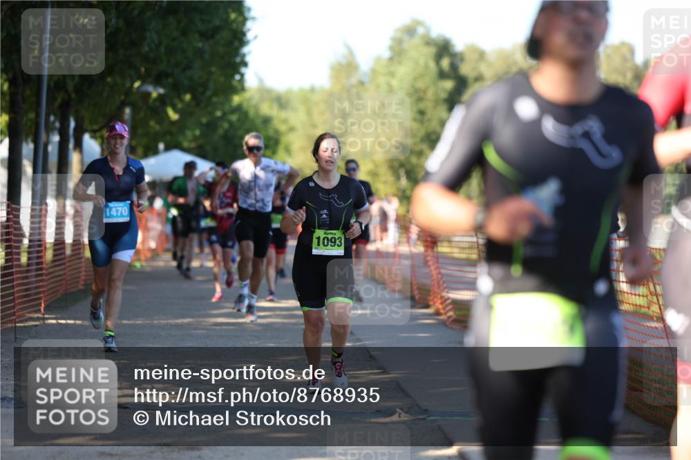 07.09.2025 - 19. Norderstedt Triathlon Michael Strokosch http://msf.ph/oto/8768935 07.09.2025 16:21:53 Laufen 439, 503, 547, 1072, 1077, 1093, 1407, 1470, 1569, 1609 meine-sportfotos.de