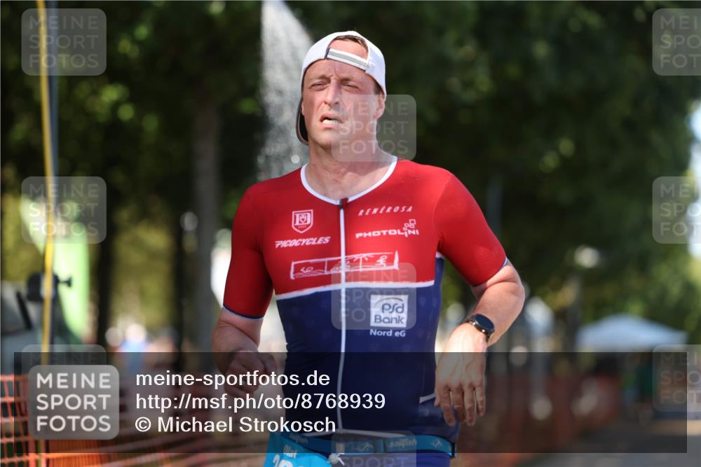 07.09.2025 - 19. Norderstedt Triathlon Michael Strokosch http://msf.ph/oto/8768939 07.09.2025 15:25:39 Laufen  meine-sportfotos.de