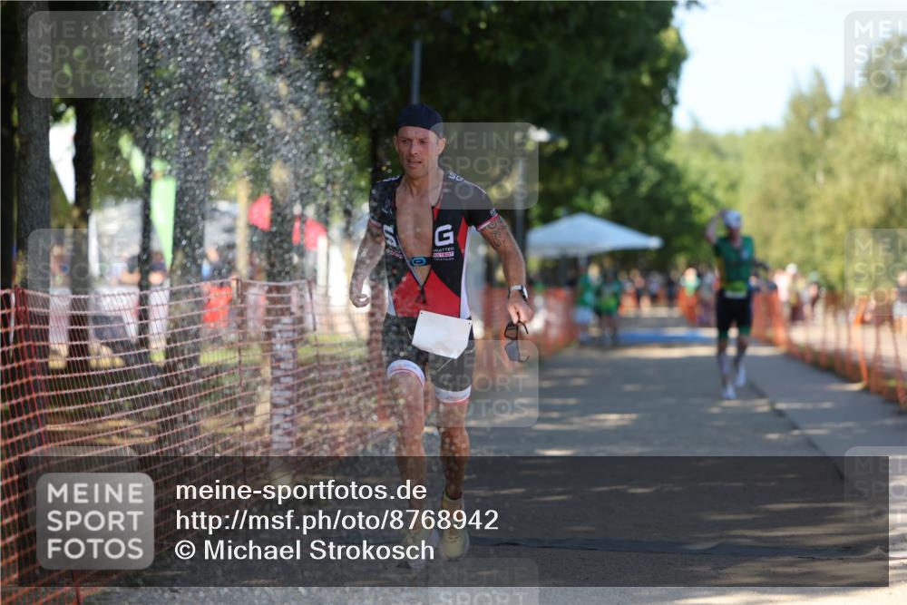 07.09.2025 - 19. Norderstedt Triathlon Michael Strokosch http://msf.ph/oto/8768942 07.09.2025 15:25:57 Laufen 1502 meine-sportfotos.de