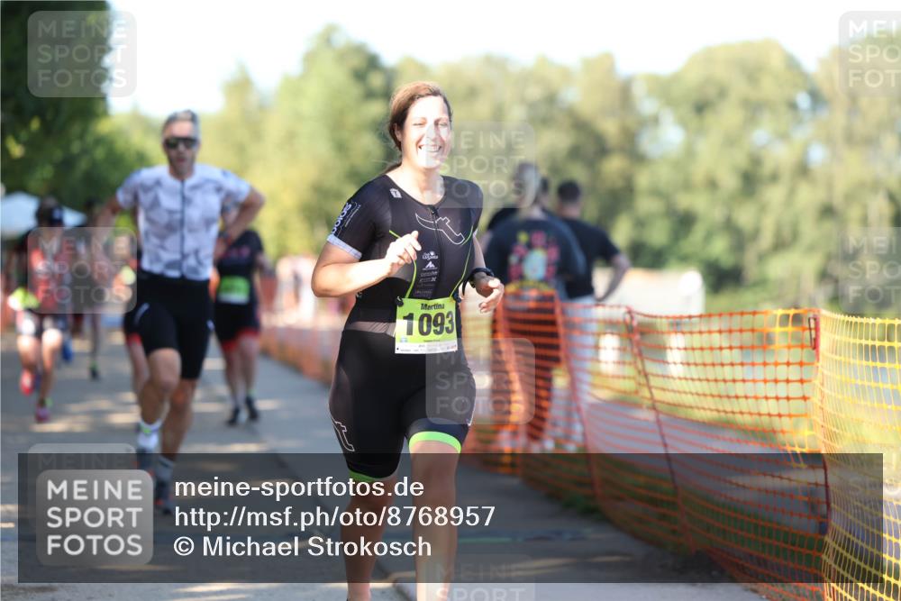 07.09.2025 - 19. Norderstedt Triathlon Michael Strokosch http://msf.ph/oto/8768957 07.09.2025 16:21:55 Laufen 439, 491, 503, 547, 1072, 1077, 1093, 1407, 1470, 1569, 1609 meine-sportfotos.de