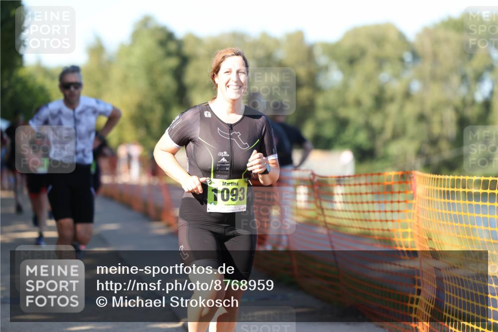 07.09.2025 - 19. Norderstedt Triathlon Michael Strokosch http://msf.ph/oto/8768959 07.09.2025 16:21:56 Laufen 396, 439, 491, 503, 547, 1072, 1077, 1093, 1407, 1470, 1494, 1569, 1609 meine-sportfotos.de