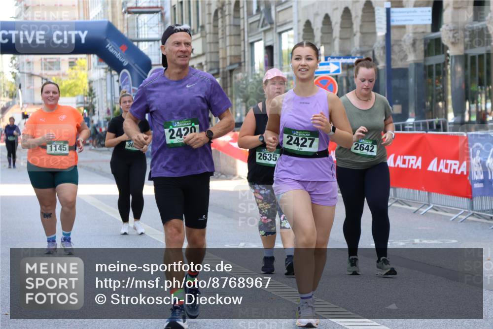 07.09.2025 - BARMER Alsterlauf Strokosch-Dieckow http://msf.ph/oto/8768967 07.09.2025 10:32:23 Ziel 3105 meine-sportfotos.de