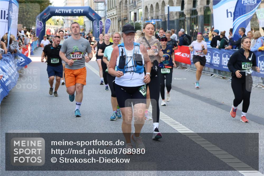 07.09.2025 - BARMER Alsterlauf Strokosch-Dieckow http://msf.ph/oto/8768980 07.09.2025 10:10:45 Ziel 2057, 2754, 2860, 3094, 3164, 3350, 3791, 4127, 4381, 4418, 4515, 5197, 5201, 5544, 5673, 5674, 5808, 6191, 8330, 8331, 8340, 8404 meine-sportfotos.de