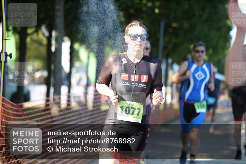 07.09.2025 - 19. Norderstedt Triathlon Michael Strokosch http://msf.ph/oto/8768982 07.09.2025 16:22:01 Laufen 396, 439, 491, 513, 517, 547, 903, 1072, 1077, 1407, 1494, 1569 meine-sportfotos.de