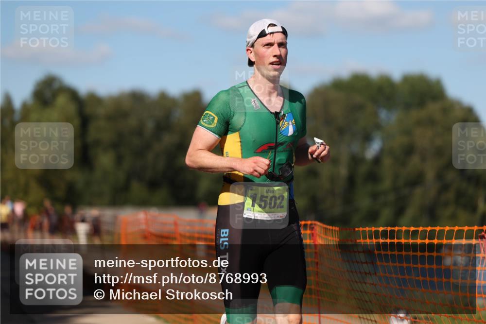 07.09.2025 - 19. Norderstedt Triathlon Michael Strokosch http://msf.ph/oto/8768993 07.09.2025 15:26:03 Laufen 1502 meine-sportfotos.de