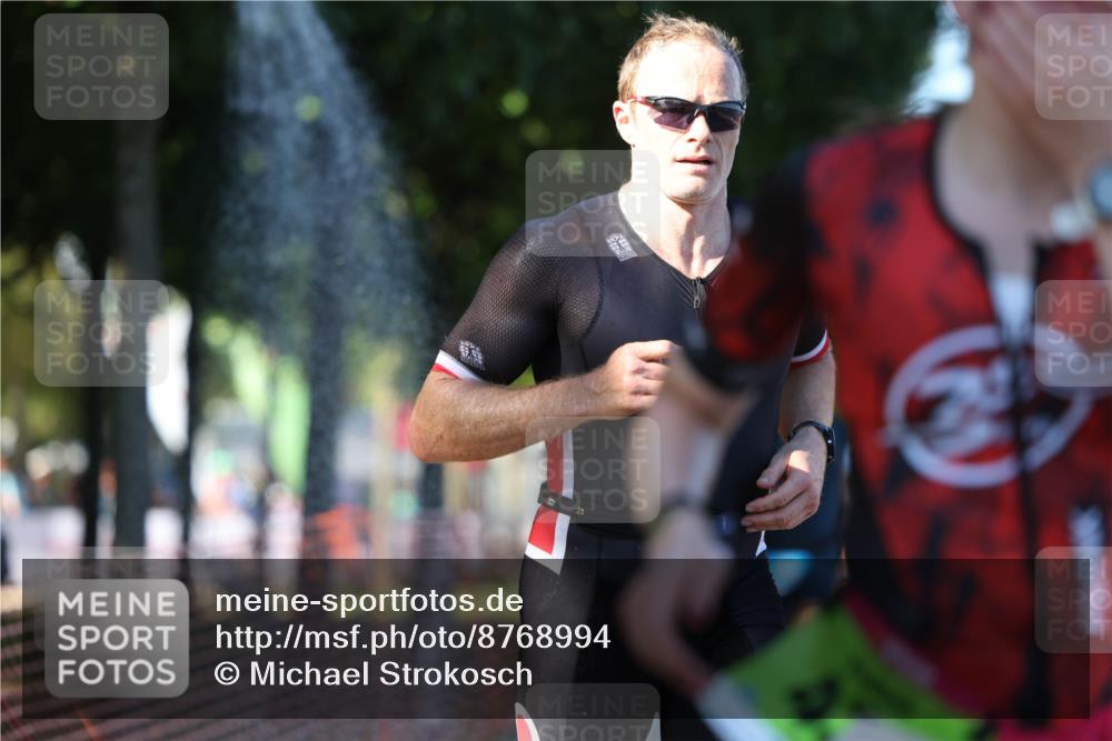 07.09.2025 - 19. Norderstedt Triathlon Michael Strokosch http://msf.ph/oto/8768994 07.09.2025 16:22:03 Laufen 396, 439, 491, 513, 517, 547, 902, 903, 1072, 1077, 1494, 1569, 1572 meine-sportfotos.de