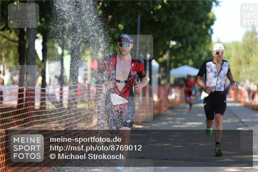 07.09.2025 - 19. Norderstedt Triathlon Michael Strokosch http://msf.ph/oto/8769012 07.09.2025 15:26:30 Laufen  meine-sportfotos.de