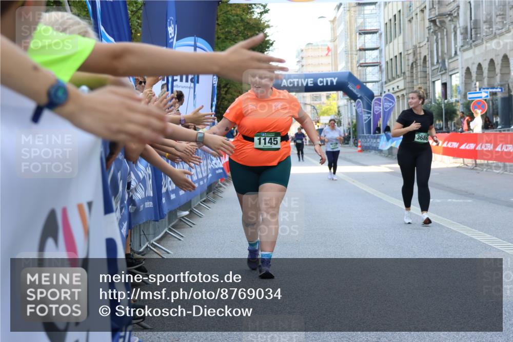 07.09.2025 - BARMER Alsterlauf Strokosch-Dieckow http://msf.ph/oto/8769034 07.09.2025 10:32:28 Ziel 3105 meine-sportfotos.de