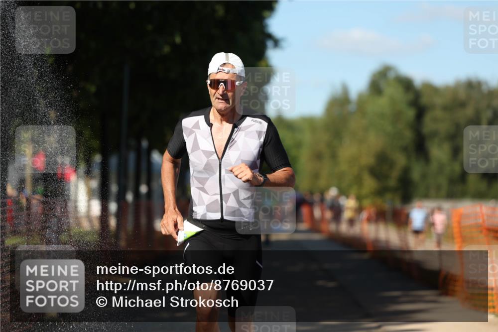 07.09.2025 - 19. Norderstedt Triathlon Michael Strokosch http://msf.ph/oto/8769037 07.09.2025 15:26:32 Laufen 1404 meine-sportfotos.de