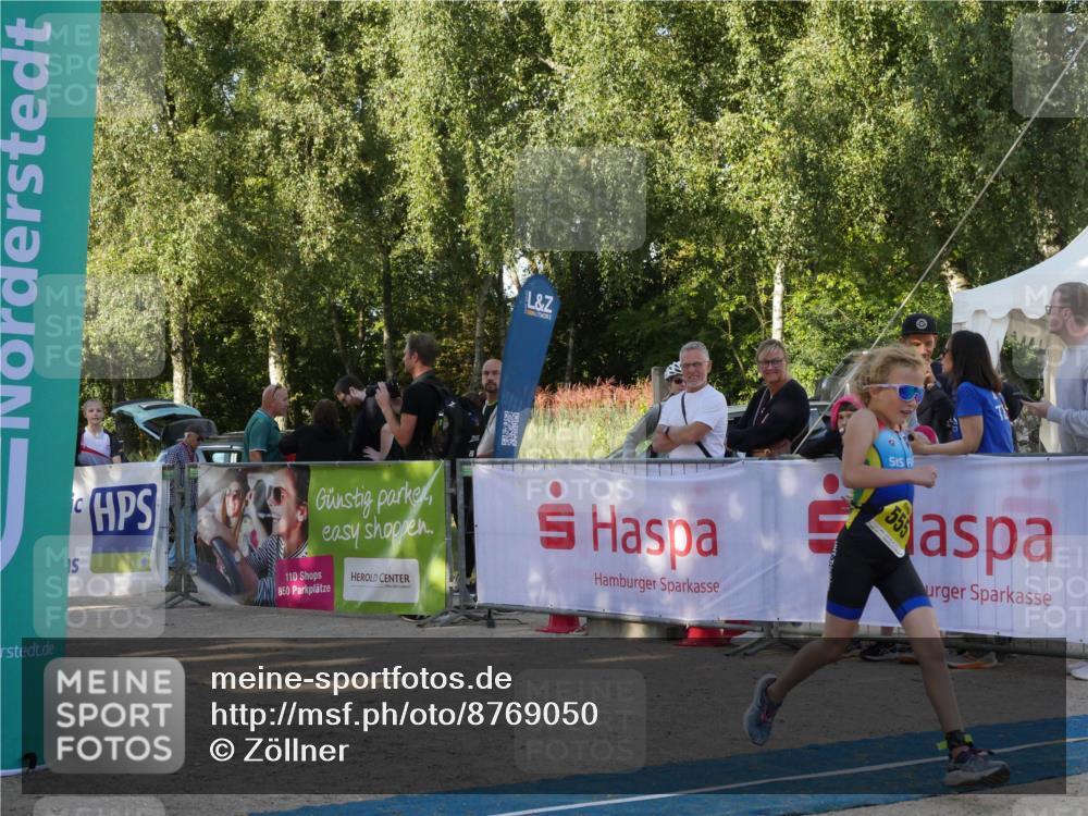 07.09.2025 - 19. Norderstedt Triathlon Zöllner http://msf.ph/oto/8769050 07.09.2025 09:49:45 Ziel 555, 624 meine-sportfotos.de