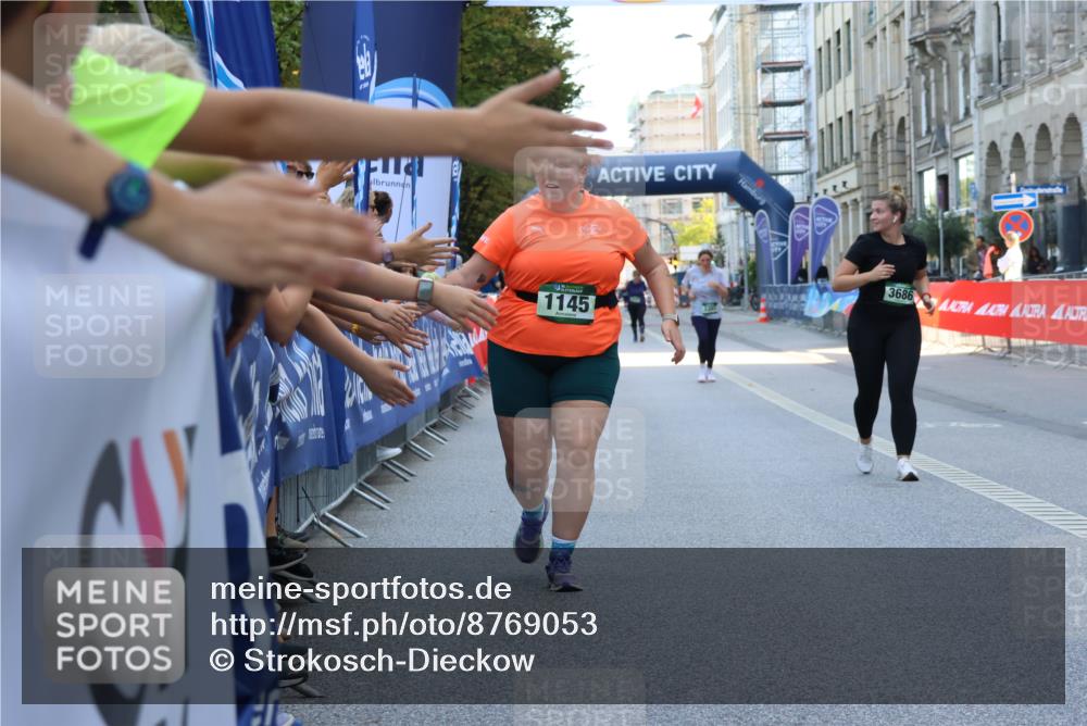 07.09.2025 - BARMER Alsterlauf Strokosch-Dieckow http://msf.ph/oto/8769053 07.09.2025 10:32:28 Ziel 3105 meine-sportfotos.de