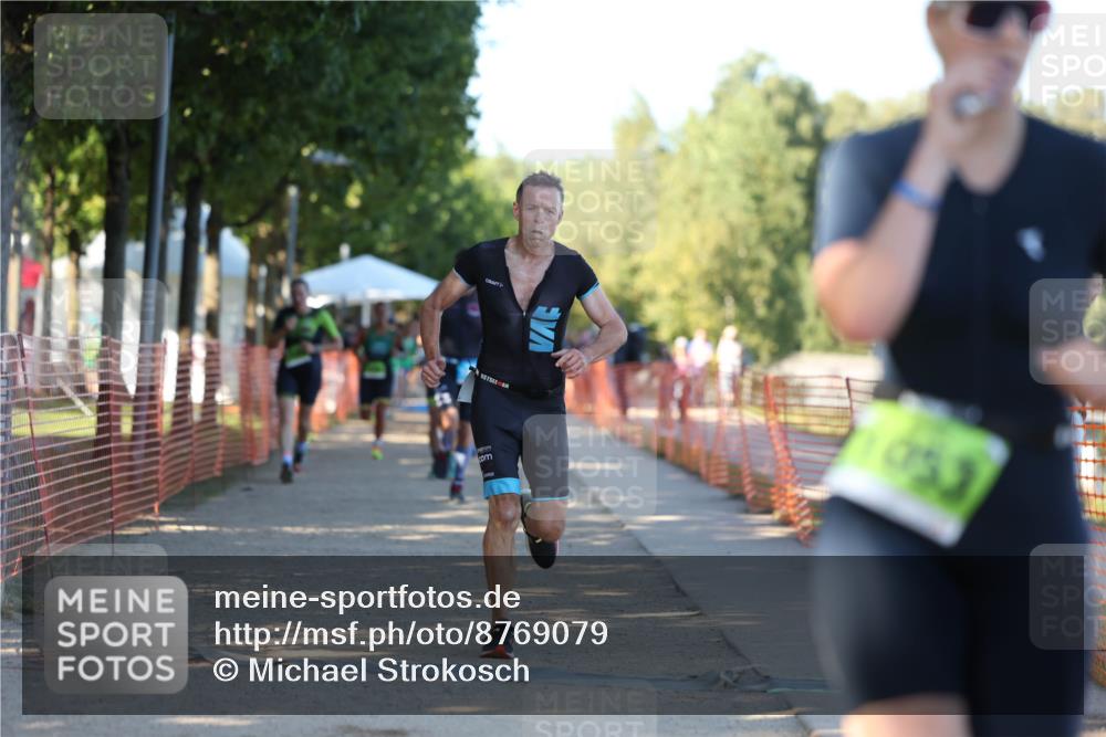 07.09.2025 - 19. Norderstedt Triathlon Michael Strokosch http://msf.ph/oto/8769079 07.09.2025 16:22:28 Laufen 1053, 1455, 1460, 1482, 1602, 1621 meine-sportfotos.de