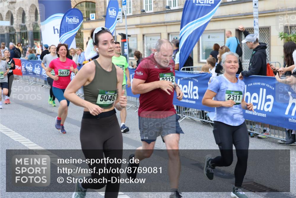 07.09.2025 - BARMER Alsterlauf Strokosch-Dieckow http://msf.ph/oto/8769081 07.09.2025 10:10:43 Ziel 2057, 2438, 2754, 3094, 3205, 3350, 4127, 4380, 4381, 4418, 4515, 5197, 5201, 5419, 5808, 6191, 8330, 8331, 8340, 8404 meine-sportfotos.de
