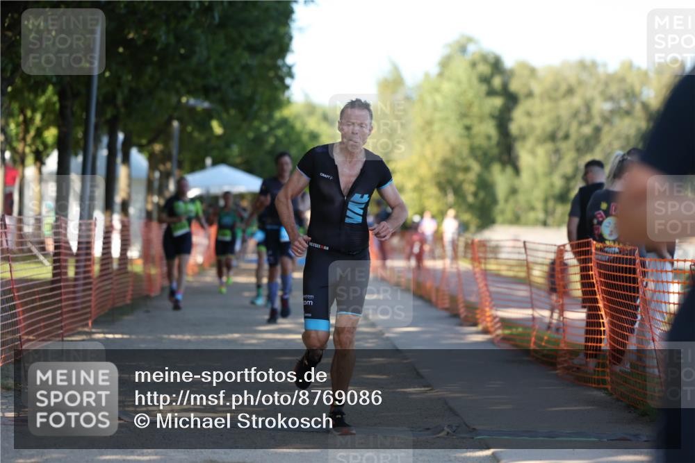 07.09.2025 - 19. Norderstedt Triathlon Michael Strokosch http://msf.ph/oto/8769086 07.09.2025 16:22:29 Laufen 1053, 1455, 1460, 1482, 1602, 1619, 1621 meine-sportfotos.de