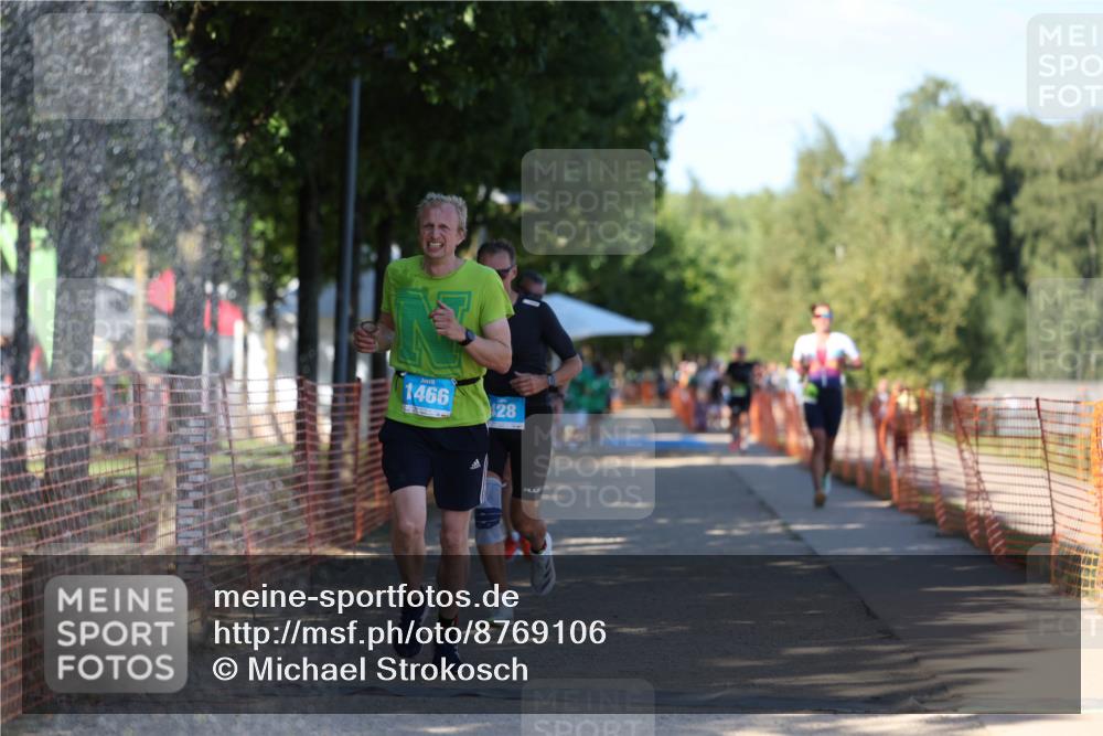 07.09.2025 - 19. Norderstedt Triathlon Michael Strokosch http://msf.ph/oto/8769106 07.09.2025 15:26:42 Laufen 428, 475, 986, 1404, 1466 meine-sportfotos.de