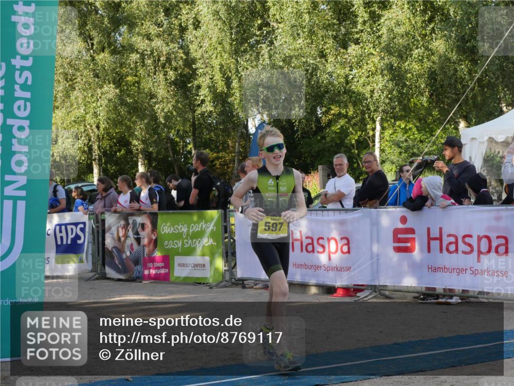 07.09.2025 - 19. Norderstedt Triathlon Zöllner http://msf.ph/oto/8769117 07.09.2025 09:50:16 Ziel 597, 619, 634 meine-sportfotos.de