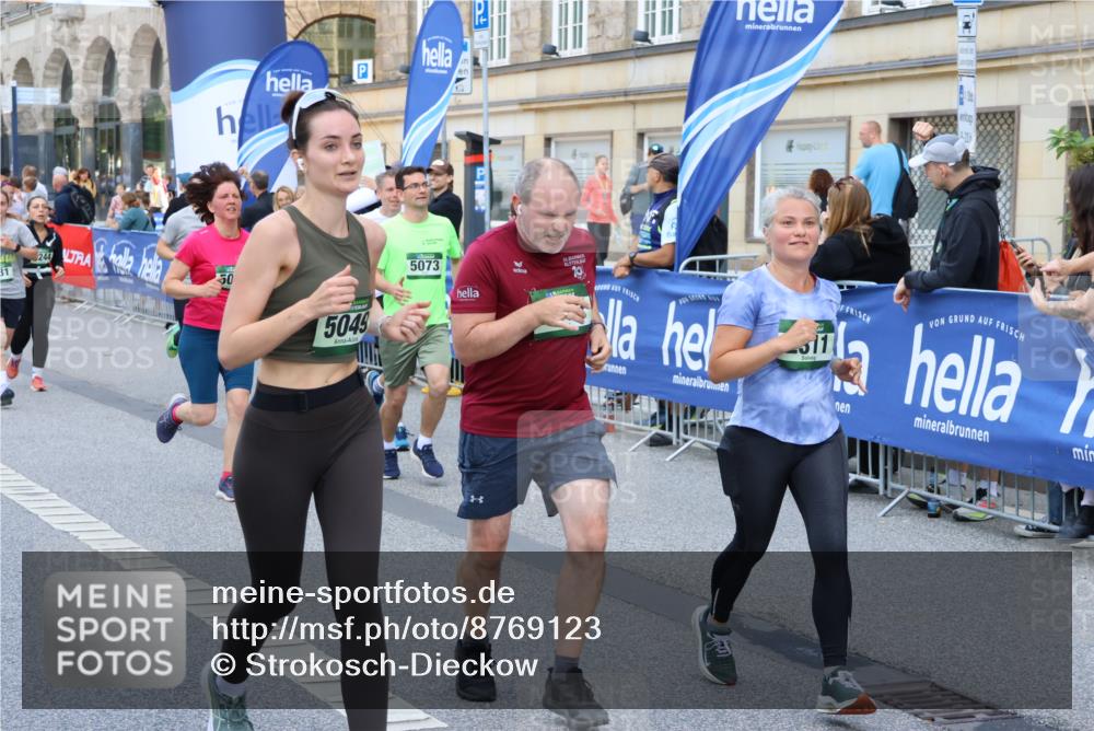 07.09.2025 - BARMER Alsterlauf Strokosch-Dieckow http://msf.ph/oto/8769123 07.09.2025 10:10:43 Ziel 2057, 2438, 2754, 3094, 3205, 3350, 4127, 4380, 4381, 4418, 4515, 5197, 5201, 5419, 5808, 6191, 8330, 8331, 8340, 8404 meine-sportfotos.de