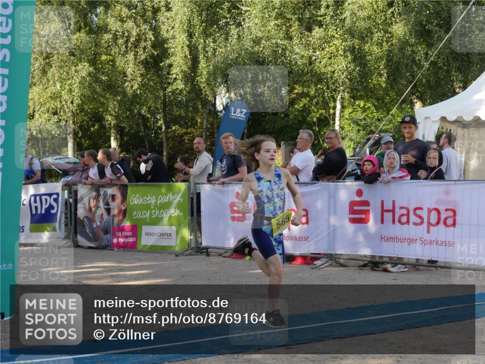 07.09.2025 - 19. Norderstedt Triathlon Zöllner http://msf.ph/oto/8769164 07.09.2025 09:50:37 Ziel 565 meine-sportfotos.de