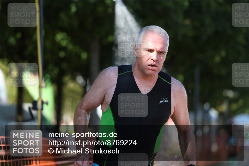 07.09.2025 - 19. Norderstedt Triathlon Michael Strokosch http://msf.ph/oto/8769224 07.09.2025 15:27:05 Laufen 391, 1457 meine-sportfotos.de