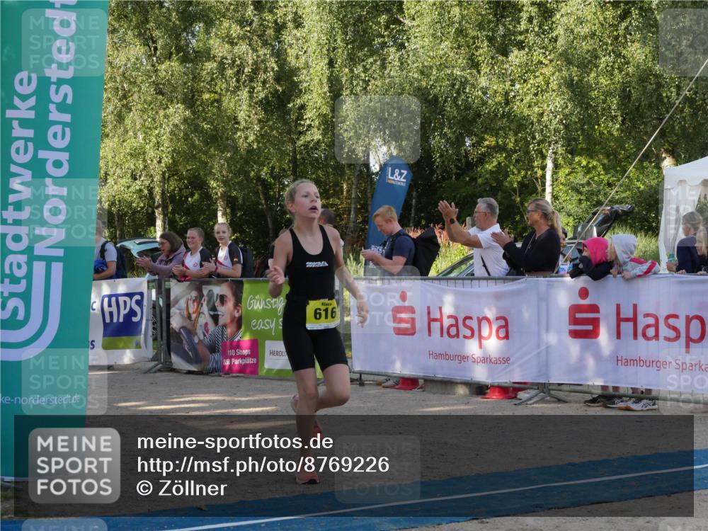 07.09.2025 - 19. Norderstedt Triathlon Zöllner http://msf.ph/oto/8769226 07.09.2025 09:51:25 Ziel 575, 602, 606, 608, 615, 616 meine-sportfotos.de