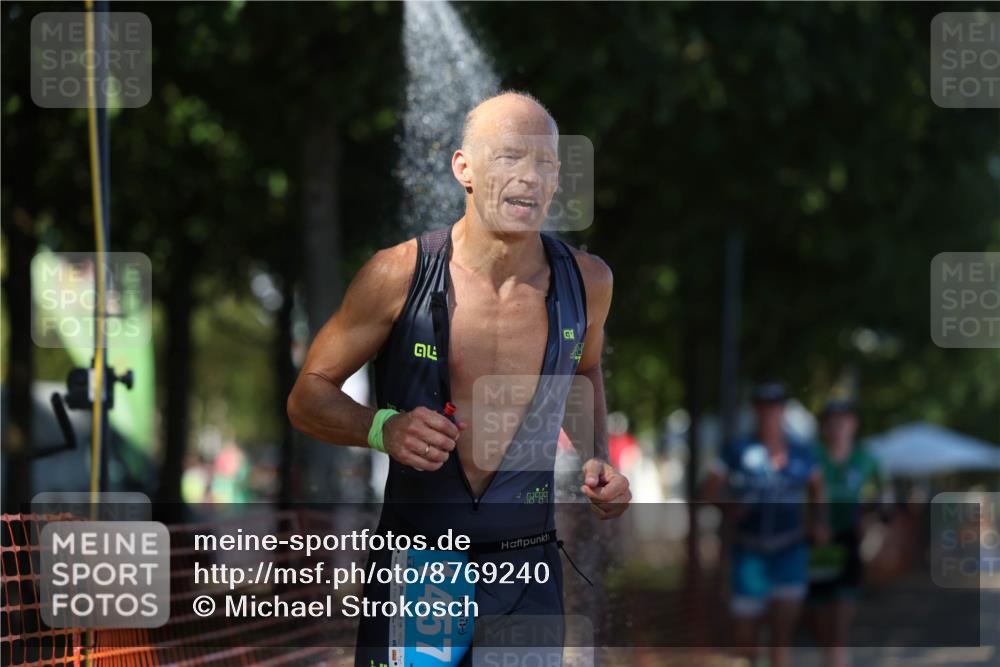 07.09.2025 - 19. Norderstedt Triathlon Michael Strokosch http://msf.ph/oto/8769240 07.09.2025 15:27:14 Laufen 441, 1457, 1507 meine-sportfotos.de