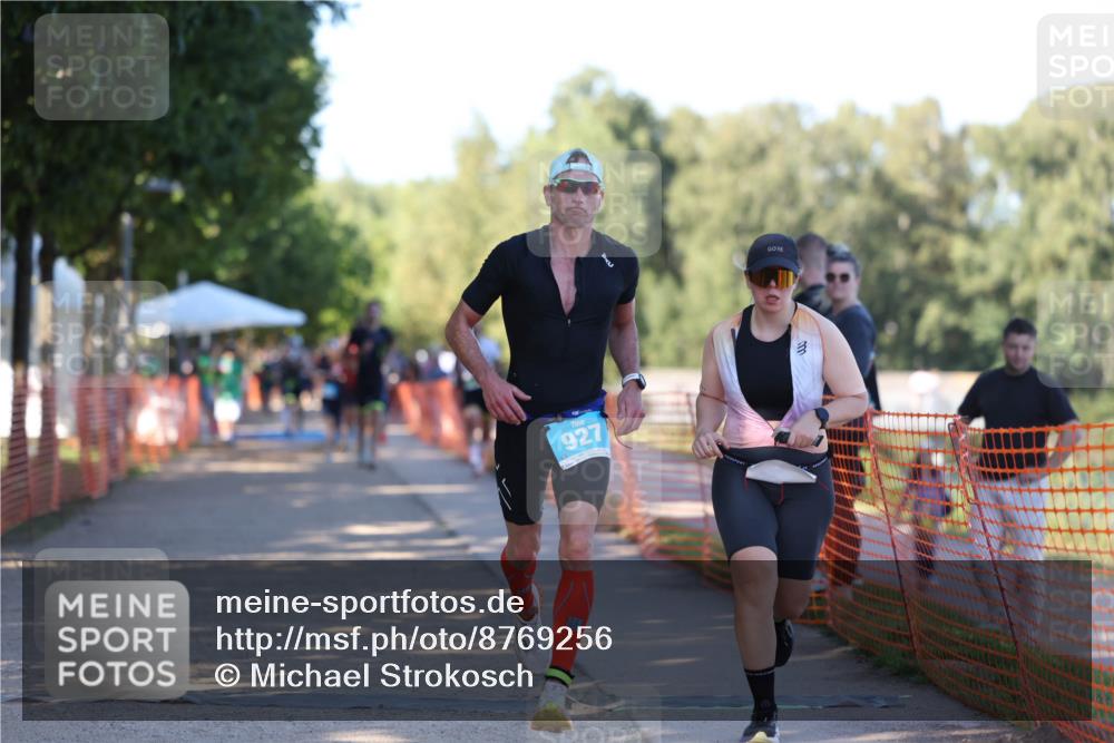 07.09.2025 - 19. Norderstedt Triathlon Michael Strokosch http://msf.ph/oto/8769256 07.09.2025 16:23:06 Laufen 403, 927, 1424, 1606 meine-sportfotos.de