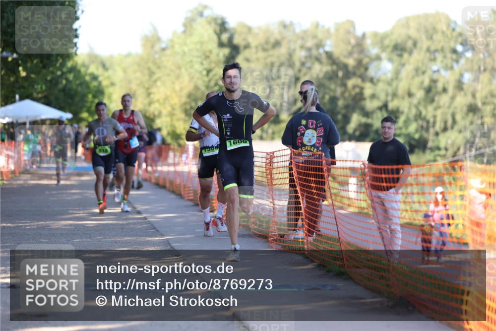 07.09.2025 - 19. Norderstedt Triathlon Michael Strokosch http://msf.ph/oto/8769273 07.09.2025 16:23:12 Laufen 362, 518, 878, 1588, 1606 meine-sportfotos.de