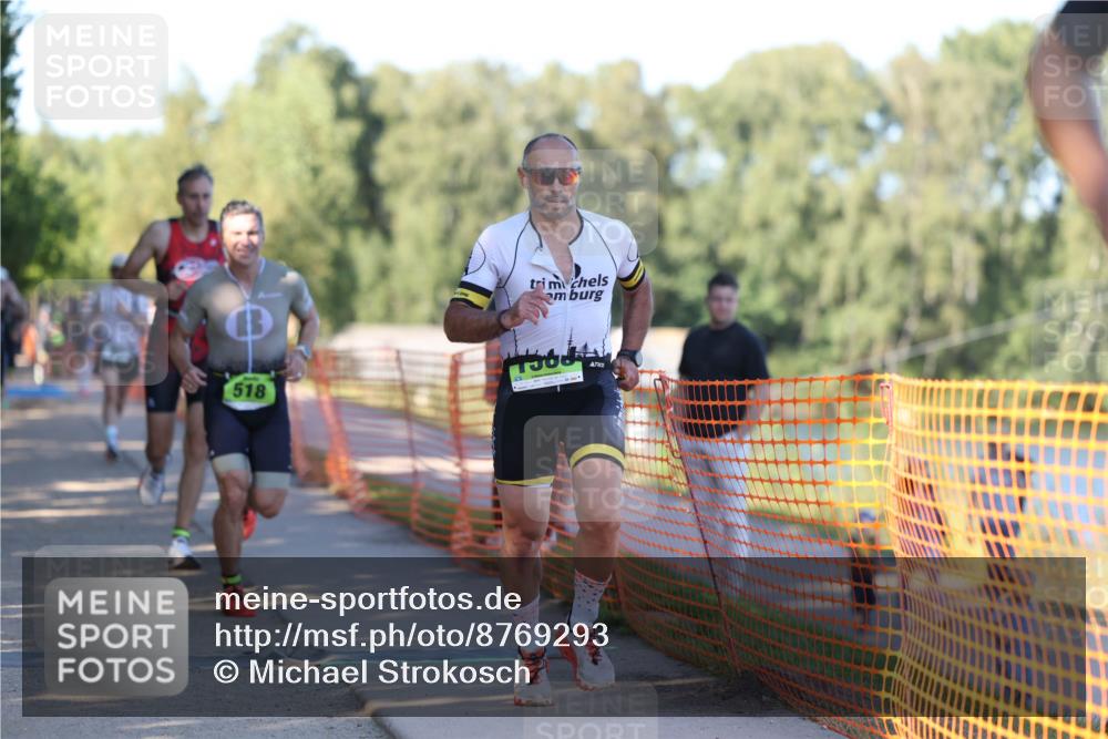 07.09.2025 - 19. Norderstedt Triathlon Michael Strokosch http://msf.ph/oto/8769293 07.09.2025 16:23:15 Laufen 362, 518, 537, 543, 878, 943, 1046, 1588, 1606 meine-sportfotos.de