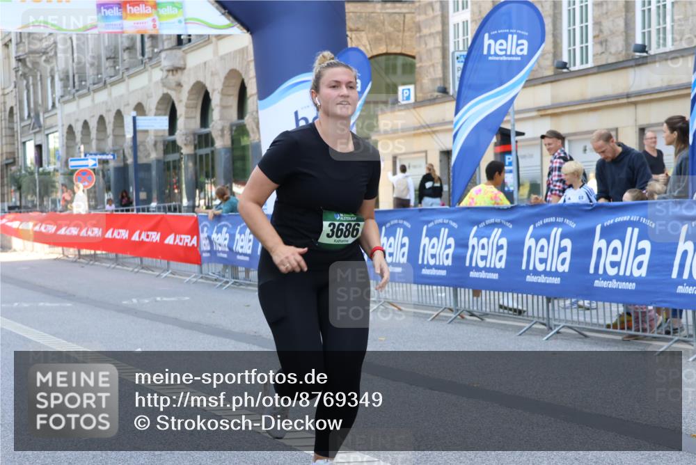 07.09.2025 - BARMER Alsterlauf Strokosch-Dieckow http://msf.ph/oto/8769349 07.09.2025 10:32:33 Ziel 3105, 4939 meine-sportfotos.de