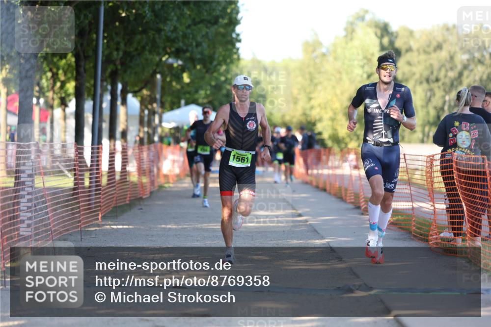 07.09.2025 - 19. Norderstedt Triathlon Michael Strokosch http://msf.ph/oto/8769358 07.09.2025 16:23:27 Laufen 494, 531, 537, 538, 1046, 1433, 1561 meine-sportfotos.de