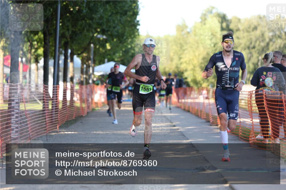 07.09.2025 - 19. Norderstedt Triathlon Michael Strokosch http://msf.ph/oto/8769360 07.09.2025 16:23:27 Laufen 494, 531, 537, 538, 1046, 1433, 1561 meine-sportfotos.de