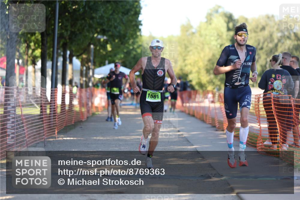 07.09.2025 - 19. Norderstedt Triathlon Michael Strokosch http://msf.ph/oto/8769363 07.09.2025 16:23:27 Laufen 494, 531, 537, 538, 1046, 1433, 1561 meine-sportfotos.de