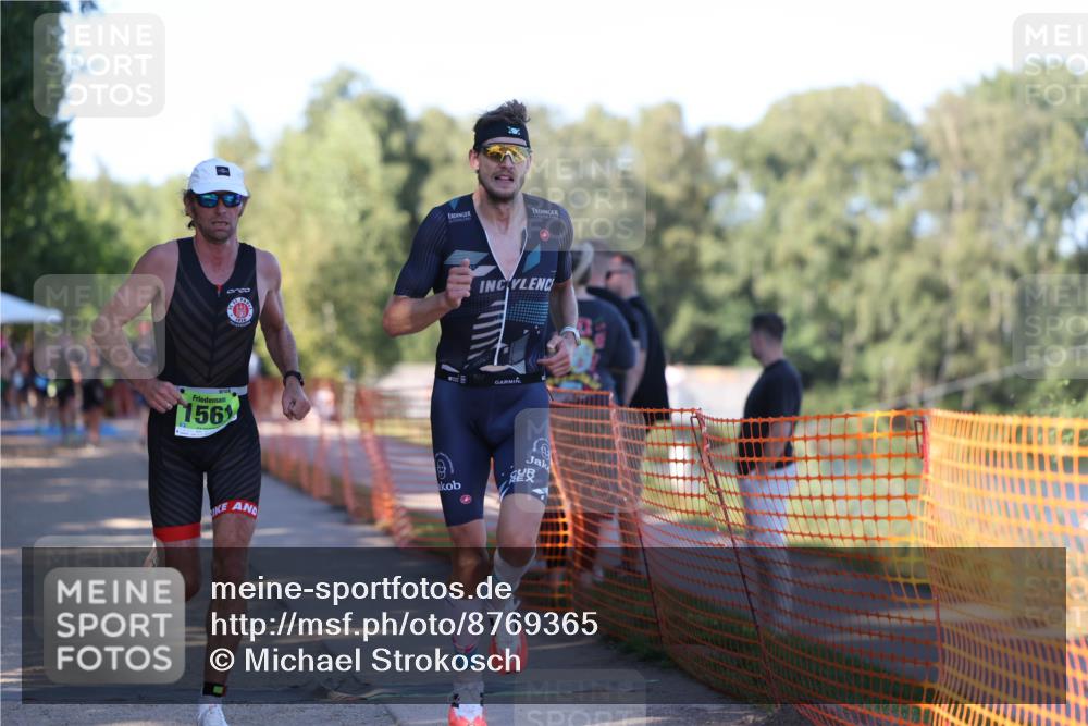 07.09.2025 - 19. Norderstedt Triathlon Michael Strokosch http://msf.ph/oto/8769365 07.09.2025 16:23:28 Laufen 494, 531, 538, 1433, 1561 meine-sportfotos.de