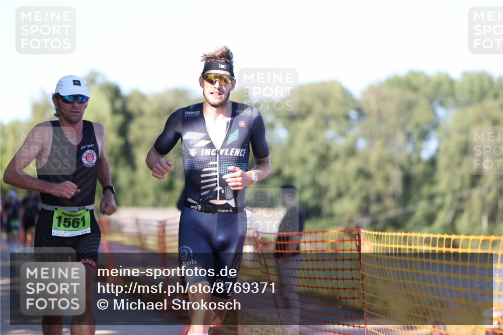07.09.2025 - 19. Norderstedt Triathlon Michael Strokosch http://msf.ph/oto/8769371 07.09.2025 16:23:29 Laufen 494, 531, 538, 1433, 1561 meine-sportfotos.de