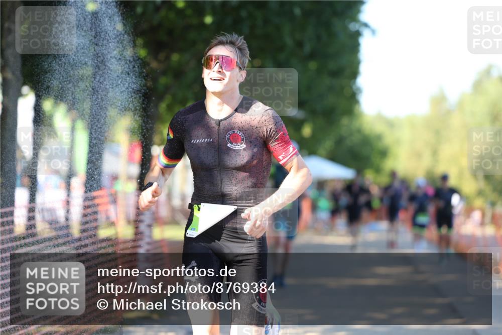 07.09.2025 - 19. Norderstedt Triathlon Michael Strokosch http://msf.ph/oto/8769384 07.09.2025 16:23:32 Laufen 488, 494, 531, 866, 1095, 1433, 1561 meine-sportfotos.de