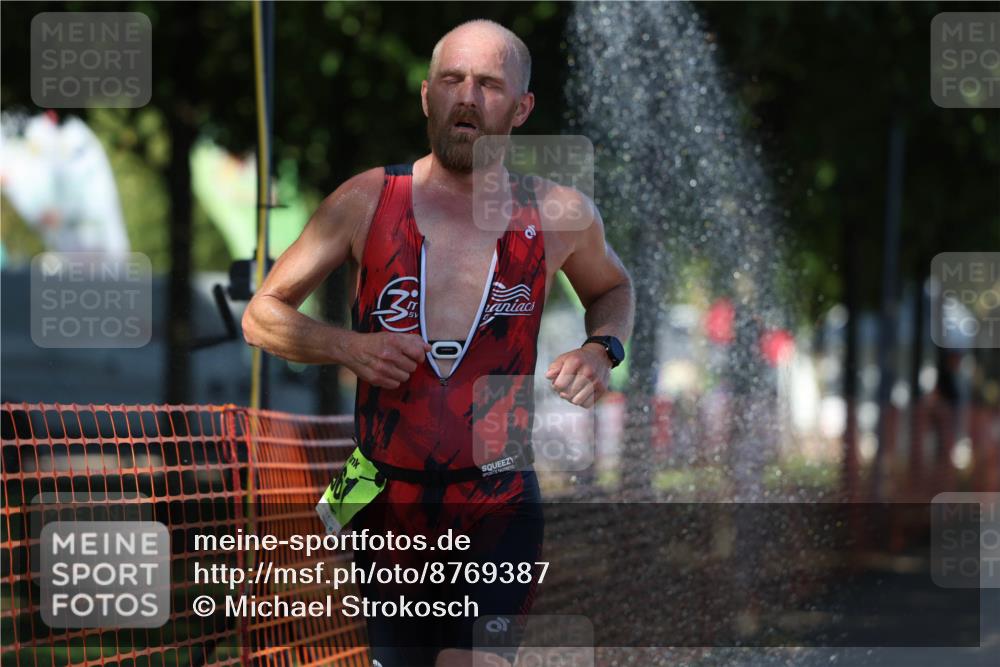 07.09.2025 - 19. Norderstedt Triathlon Michael Strokosch http://msf.ph/oto/8769387 07.09.2025 15:27:57 Laufen 970 meine-sportfotos.de