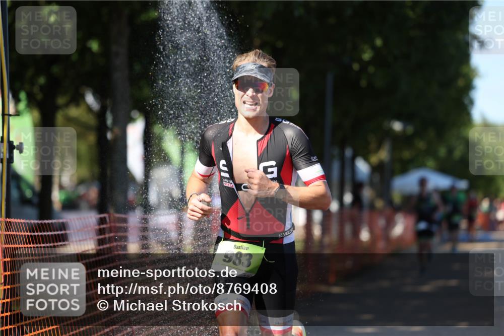 07.09.2025 - 19. Norderstedt Triathlon Michael Strokosch http://msf.ph/oto/8769408 07.09.2025 15:28:10 Laufen  meine-sportfotos.de