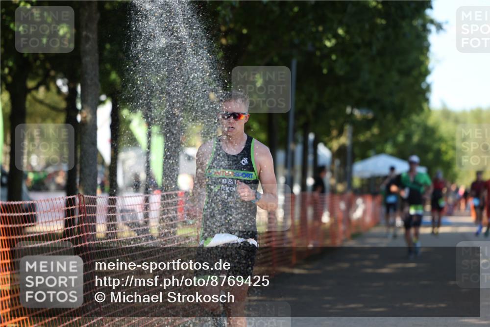 07.09.2025 - 19. Norderstedt Triathlon Michael Strokosch http://msf.ph/oto/8769425 07.09.2025 15:28:15 Laufen 1034 meine-sportfotos.de