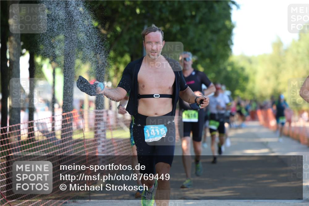 07.09.2025 - 19. Norderstedt Triathlon Michael Strokosch http://msf.ph/oto/8769449 07.09.2025 16:23:46 Laufen 492, 527, 930, 937, 1080, 1091, 1415, 1429, 1453, 1589, 1616, 1626 meine-sportfotos.de