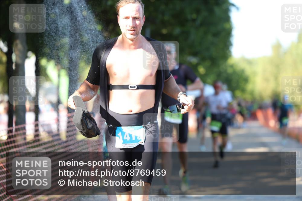 07.09.2025 - 19. Norderstedt Triathlon Michael Strokosch http://msf.ph/oto/8769459 07.09.2025 16:23:47 Laufen 492, 527, 930, 937, 1080, 1091, 1415, 1429, 1453, 1589, 1616, 1626 meine-sportfotos.de