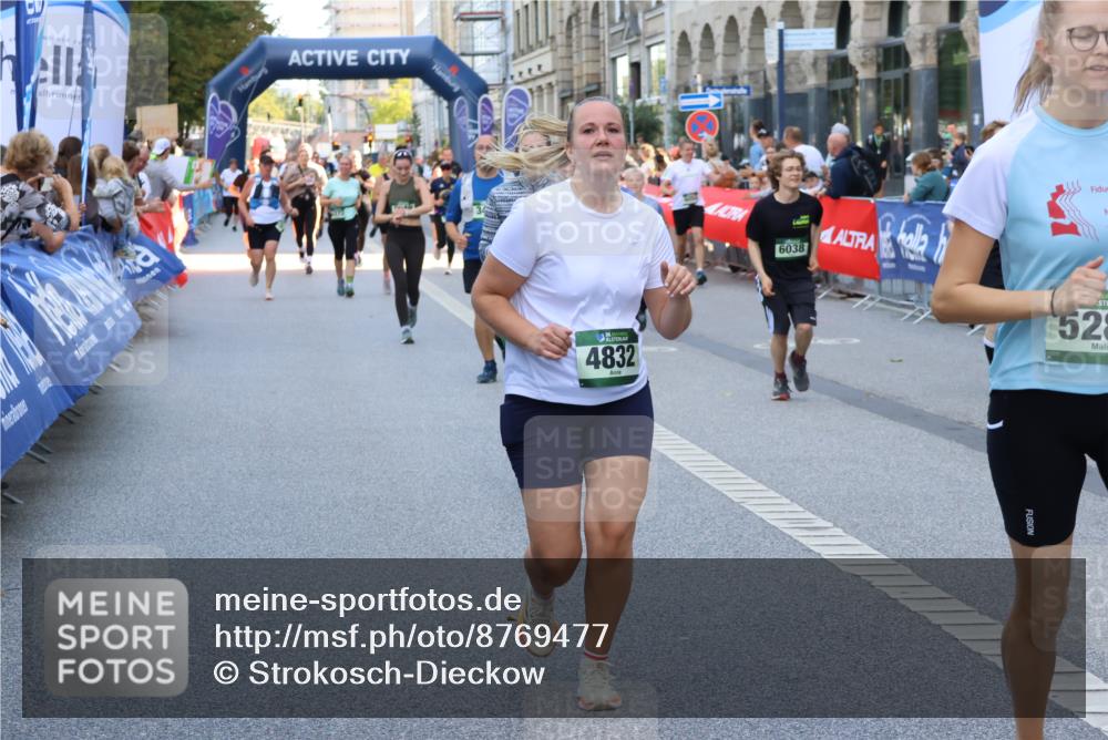 07.09.2025 - BARMER Alsterlauf Strokosch-Dieckow http://msf.ph/oto/8769477 07.09.2025 10:10:36 Ziel 2057, 2438, 2460, 2966, 3043, 3044, 3094, 3205, 3600, 3647, 4239, 4261, 4313, 4380, 4381, 4515, 5197, 5419, 5624, 6052, 6191, 8330, 8331, 8340, 8404 meine-sportfotos.de