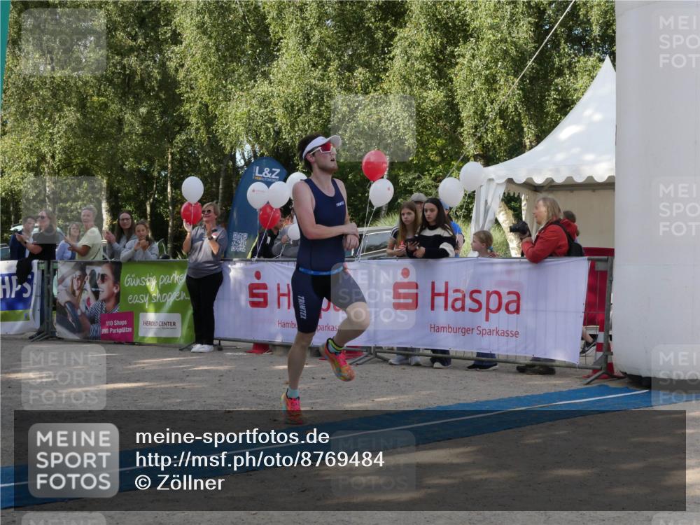 07.09.2025 - 19. Norderstedt Triathlon Zöllner http://msf.ph/oto/8769484 07.09.2025 10:37:24 Ziel 1149 meine-sportfotos.de