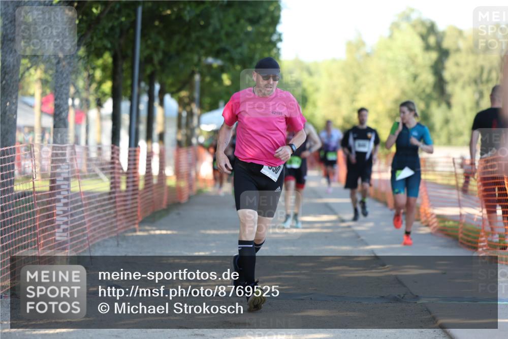 07.09.2025 - 19. Norderstedt Triathlon Michael Strokosch http://msf.ph/oto/8769525 07.09.2025 16:24:02 Laufen 889, 945, 950, 1085, 1551, 1574, 1580, 1601 meine-sportfotos.de